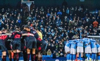 瓜迪奥拉十人轮换策略失灵，主场0-2负于勒沃库森引发球迷强烈不满