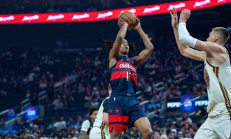 波尔津吉斯28+8桑托斯27分 勇士险胜奇才迎三连胜