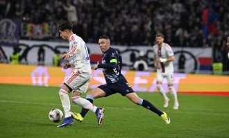 西甲第6强势逆袭，客场2-0击败法甲劲旅里昂，昂首挺进欧联杯八强